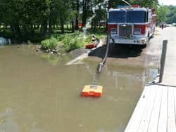 Self-Leveling Float Dock Strainer